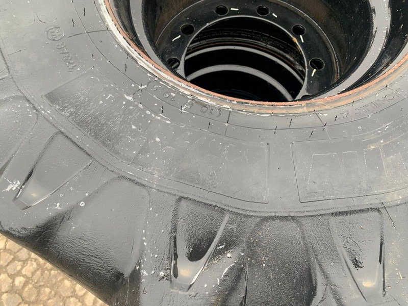 Гума Michelin XF: снимка 6