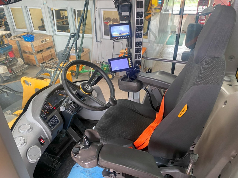Volvo L120H NVT - Колесен товарач: снимка 3 Volvo L120H NVT - Колесен товарач: снимка 3