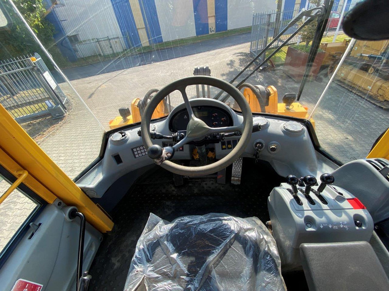 Volvo L70 D NVT - Колесен товарач: снимка 5 Volvo L70 D NVT - Колесен товарач: снимка 5