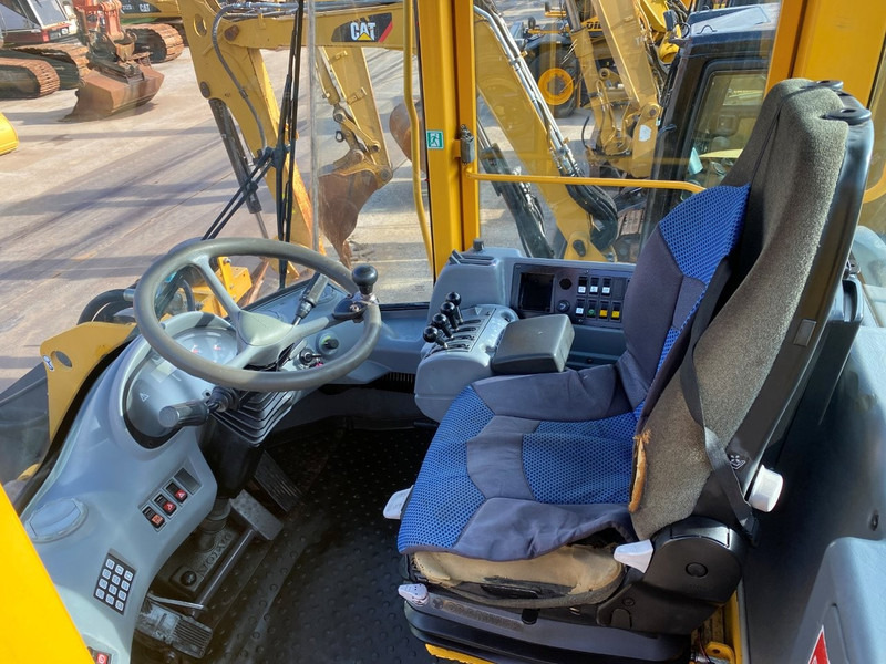 Volvo L90E NVT - Колесен товарач: снимка 3 Volvo L90E NVT - Колесен товарач: снимка 3