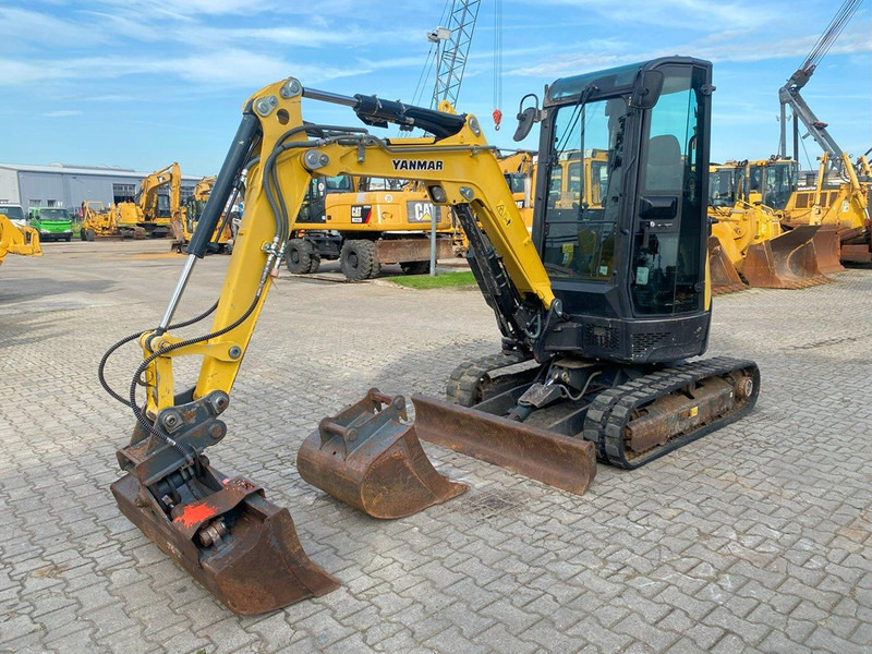 Yanmar VIO25-4 NVT - Мини багер: снимка 3 Yanmar VIO25-4 NVT - Мини багер: снимка 3