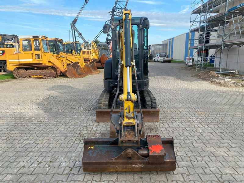 Yanmar VIO25-4 NVT - Мини багер: снимка 4 Yanmar VIO25-4 NVT - Мини багер: снимка 4