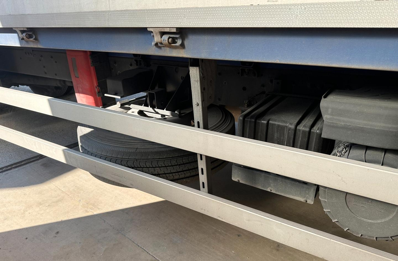 Daf 55.250 EURO 5 PORTATA 100 Q.LI - Камион с брезент: снимка 5 Daf 55.250 EURO 5 PORTATA 100 Q.LI - Камион с брезент: снимка 5