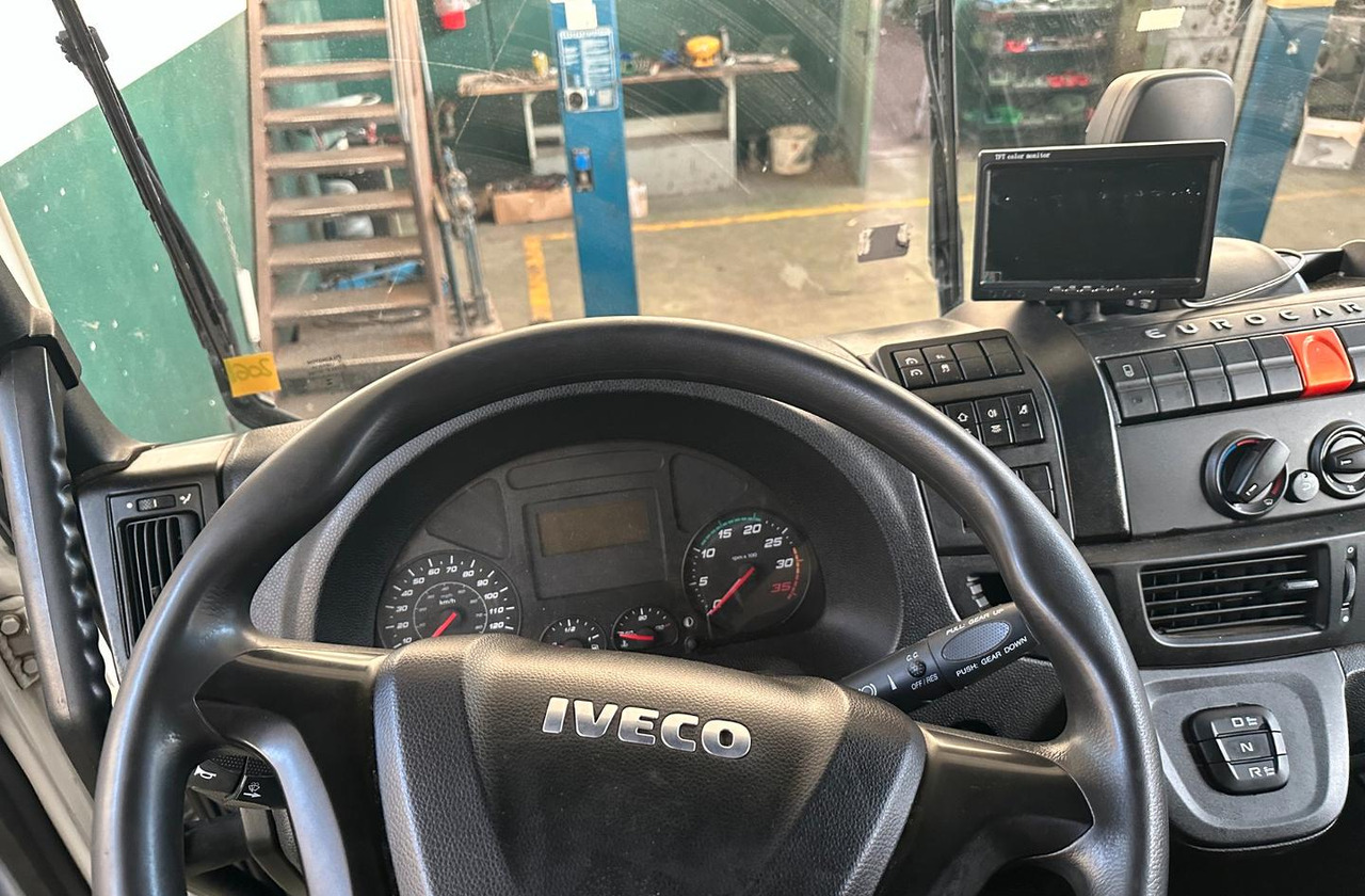 Iveco 140e28 euro 6 centina e sponda - Камион с брезент: снимка 5 Iveco 140e28 euro 6 centina e sponda - Камион с брезент: снимка 5