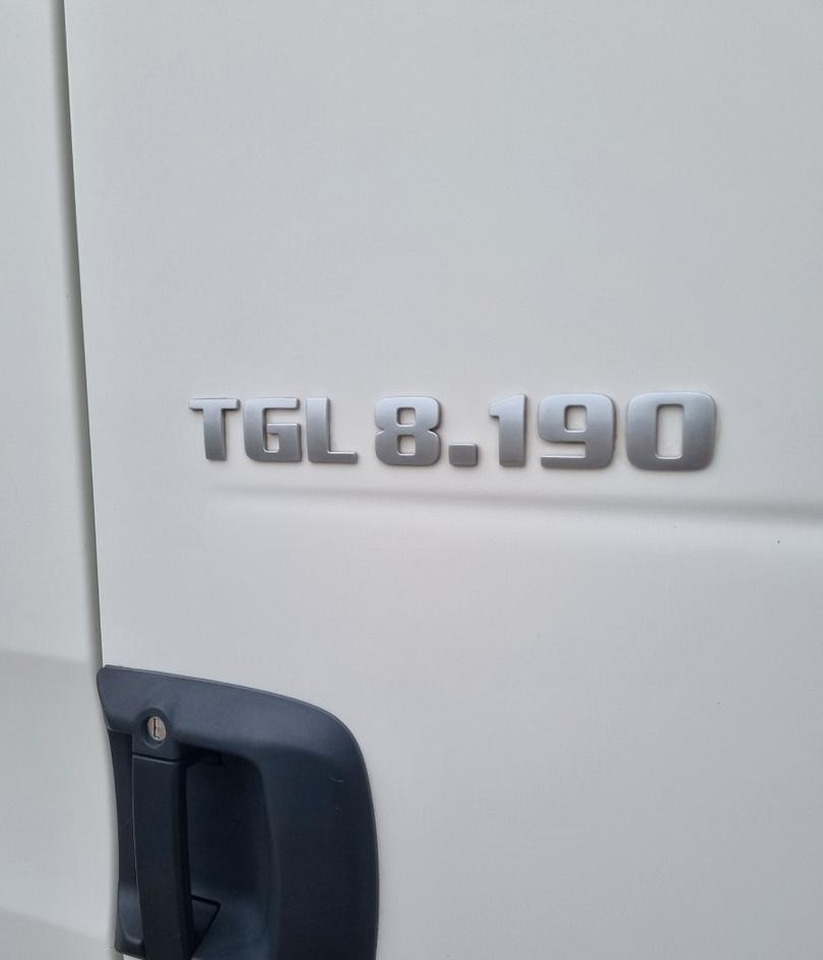 Man 8.190 furgone e sponda euro 6 - Камион фургон: снимка 3 Man 8.190 furgone e sponda euro 6 - Камион фургон: снимка 3