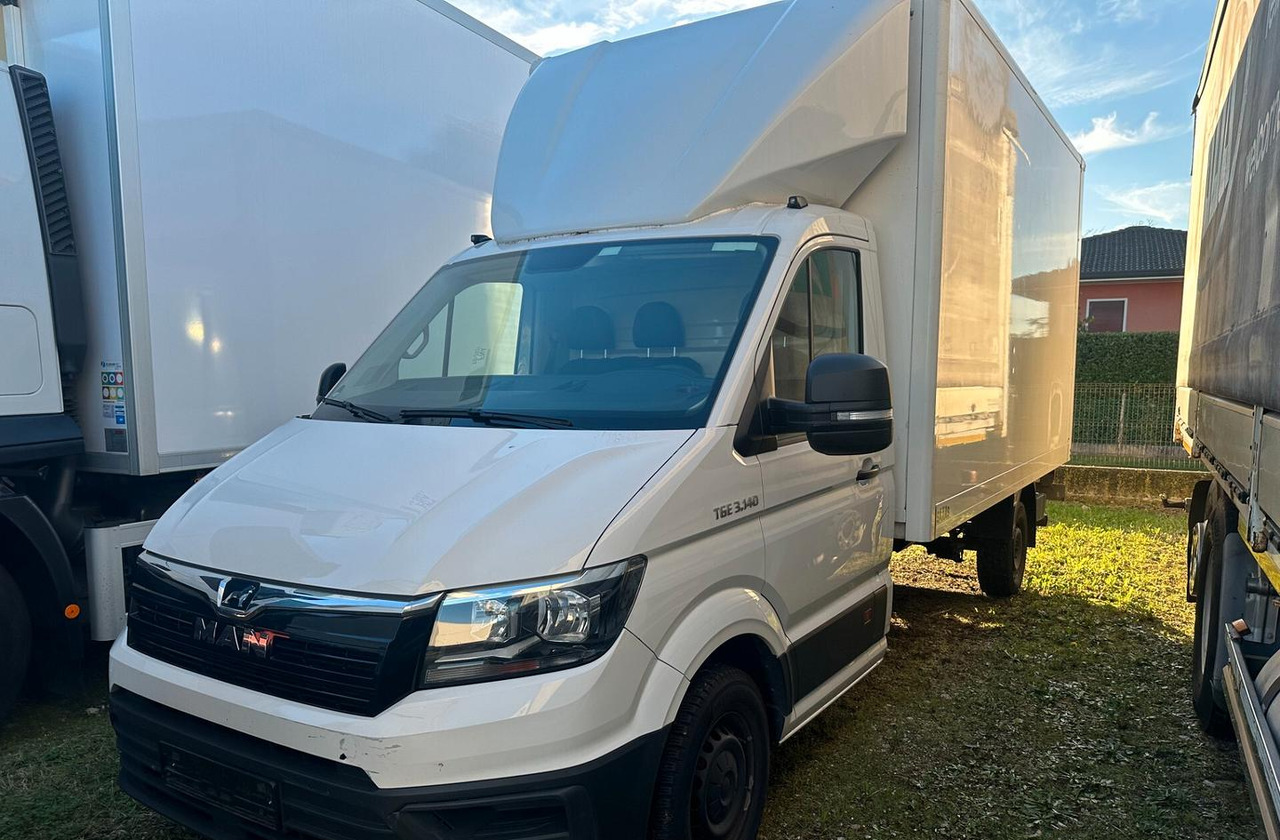 Volkswagen - Лекотоварен автомобил фургон: снимка 1 Volkswagen - Лекотоварен автомобил фургон: снимка 1