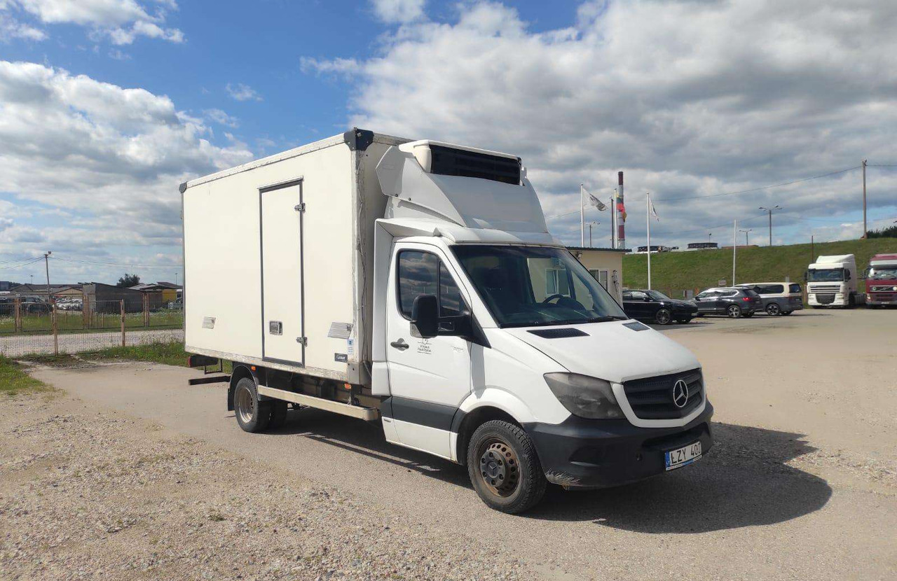Mercedes-Benz Sprinter - Товарен бус: снимка 2 Mercedes-Benz Sprinter - Товарен бус: снимка 2