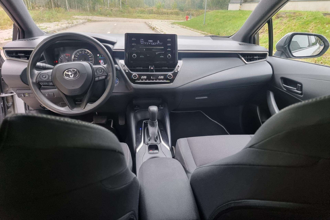 Toyota Corolla - Лек автомобил: снимка 3 Toyota Corolla - Лек автомобил: снимка 3
