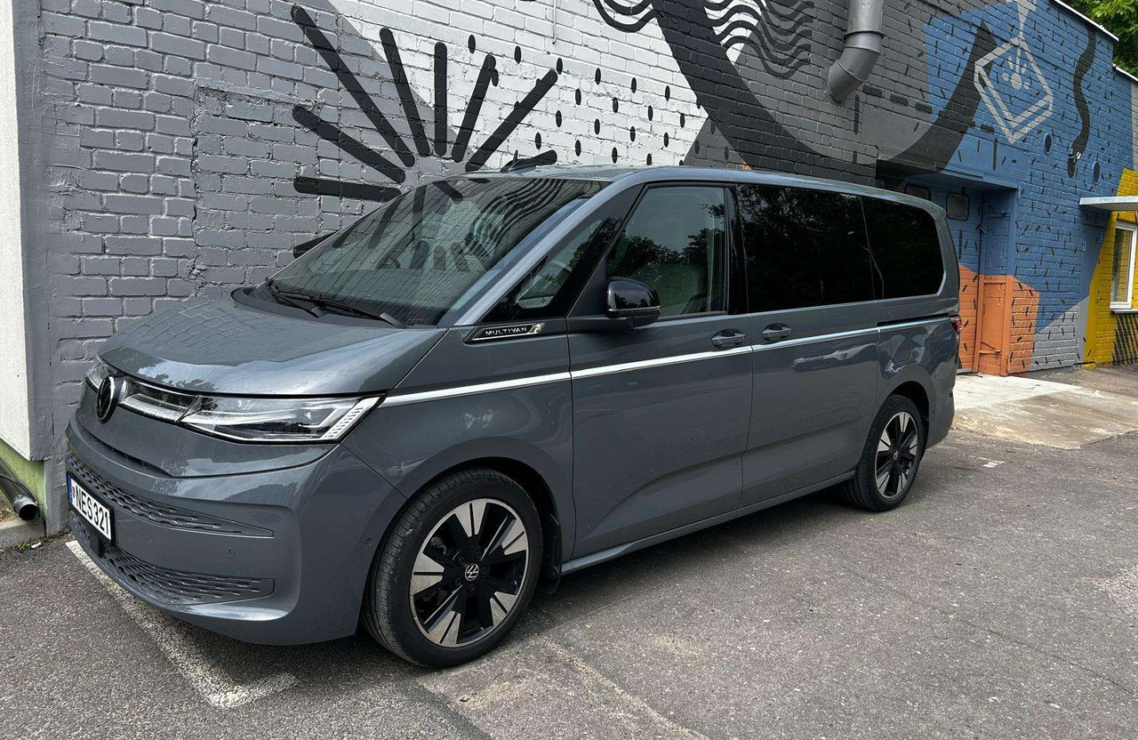 Volkswagen Multivan - Лек автомобил: снимка 1 Volkswagen Multivan - Лек автомобил: снимка 1