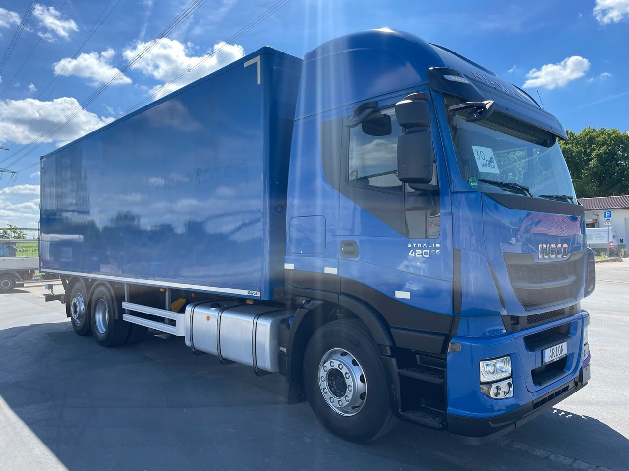Iveco Stralis 420 Koffer/Thermoisoliert/LBW/NLA/AC/EU6 - Камион фургон: снимка 1 Iveco Stralis 420 Koffer/Thermoisoliert/LBW/NLA/AC/EU6 - Камион фургон: снимка 1