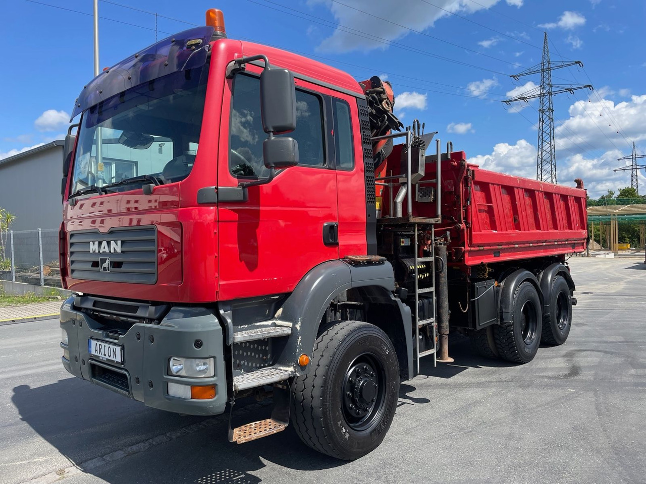 MAN TGA 26.360 6x6H Dreiseitenkipper/Kran/PALFINGER - Самосвал камион, Камион с кран: снимка 3 MAN TGA 26.360 6x6H Dreiseitenkipper/Kran/PALFINGER - Самосвал камион, Камион с кран: снимка 3