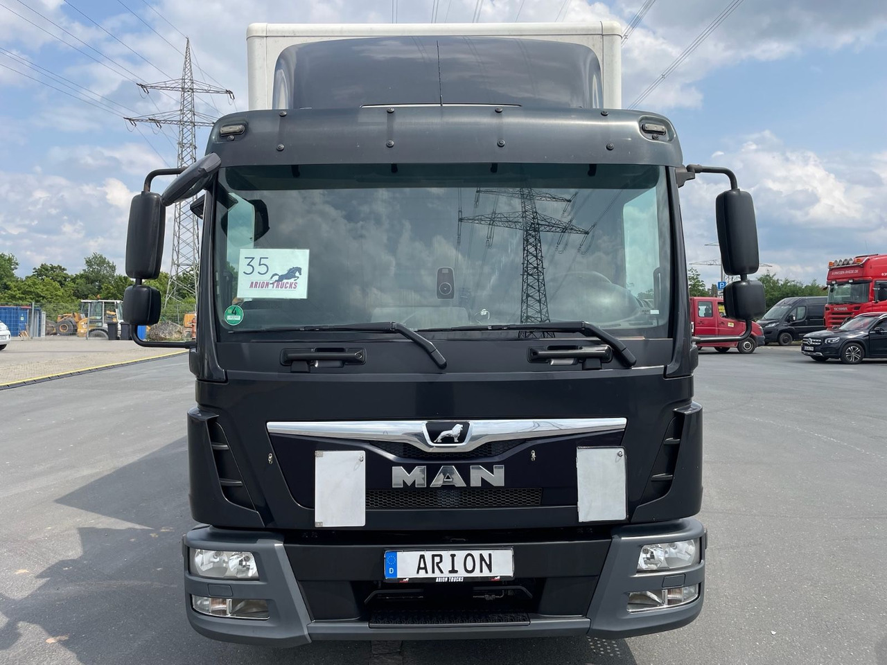 MAN TGL 12.250 4x2 BL Koffer/LBW/PALFINGER/AC/EU6c - Камион фургон: снимка 2 MAN TGL 12.250 4x2 BL Koffer/LBW/PALFINGER/AC/EU6c - Камион фургон: снимка 2