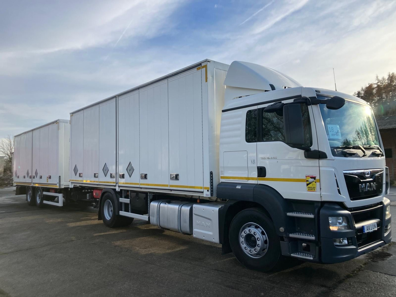 MAN TGS 18.440 4x2 Kofferzug/FULLADR/EXIII/Pritarder - Камион фургон: снимка 1 MAN TGS 18.440 4x2 Kofferzug/FULLADR/EXIII/Pritarder - Камион фургон: снимка 1