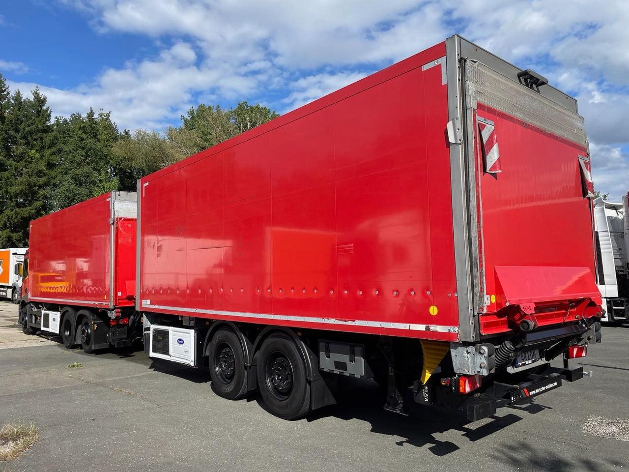 Mercedes-Benz Actros 2543 6x2 Kühlkoffer/CARRIER/KERSCHER/EU6d - Рефрижератор камион: снимка 4 Mercedes-Benz Actros 2543 6x2 Kühlkoffer/CARRIER/KERSCHER/EU6d - Рефрижератор камион: снимка 4