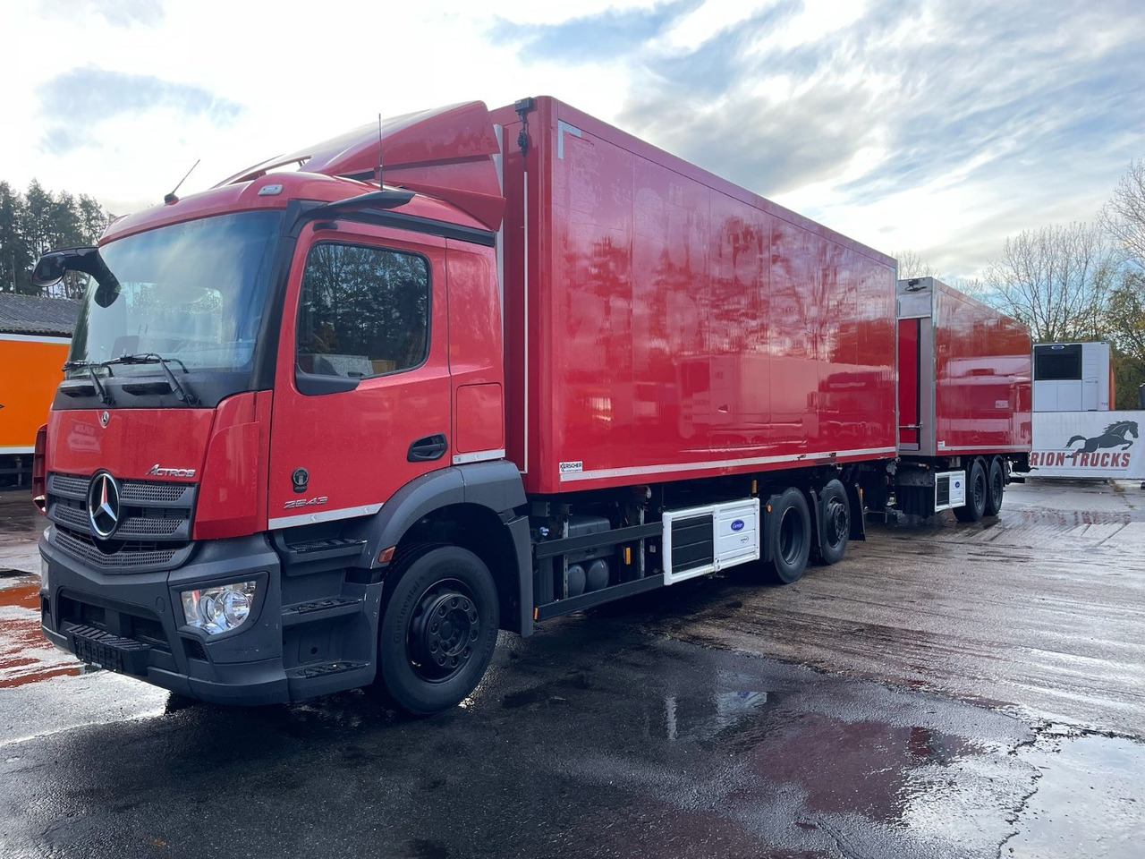 Mercedes-Benz Actros 2543 6x2 Kühlkoffer/CARRIER/KERSCHER/EU6d - Рефрижератор камион: снимка 3 Mercedes-Benz Actros 2543 6x2 Kühlkoffer/CARRIER/KERSCHER/EU6d - Рефрижератор камион: снимка 3