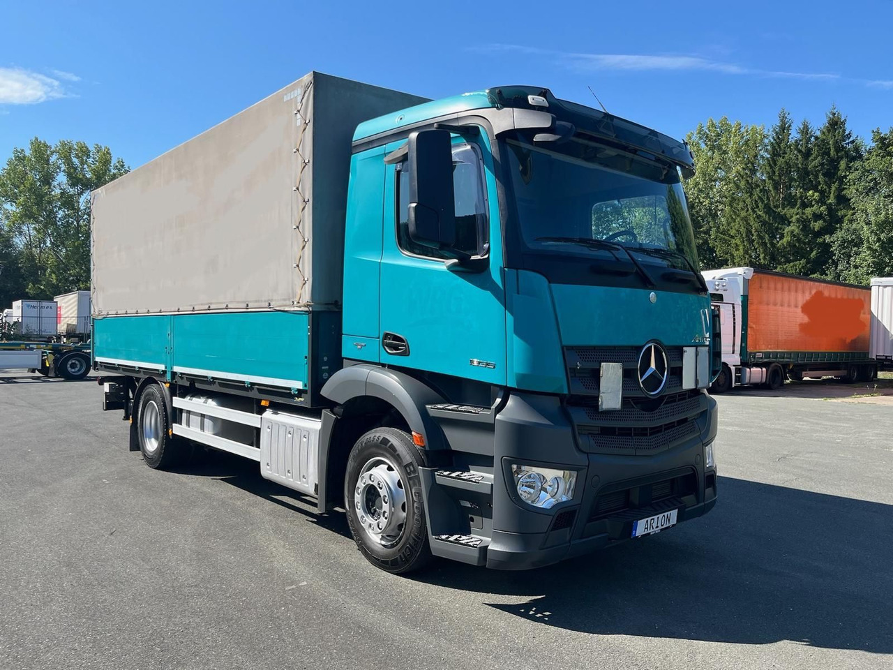 Mercedes-Benz Antos 2 1836 4x2 Pritsche+Plane/LBW/BÄR/AC/EU6 - Камион с брезент: снимка 1 Mercedes-Benz Antos 2 1836 4x2 Pritsche+Plane/LBW/BÄR/AC/EU6 - Камион с брезент: снимка 1