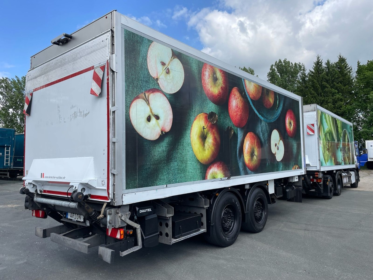 Mercedes-Benz Antos 2543 6x2 Kühlkoffer/CARRIER/KERSCHER/NLA - Рефрижератор камион: снимка 4 Mercedes-Benz Antos 2543 6x2 Kühlkoffer/CARRIER/KERSCHER/NLA - Рефрижератор камион: снимка 4