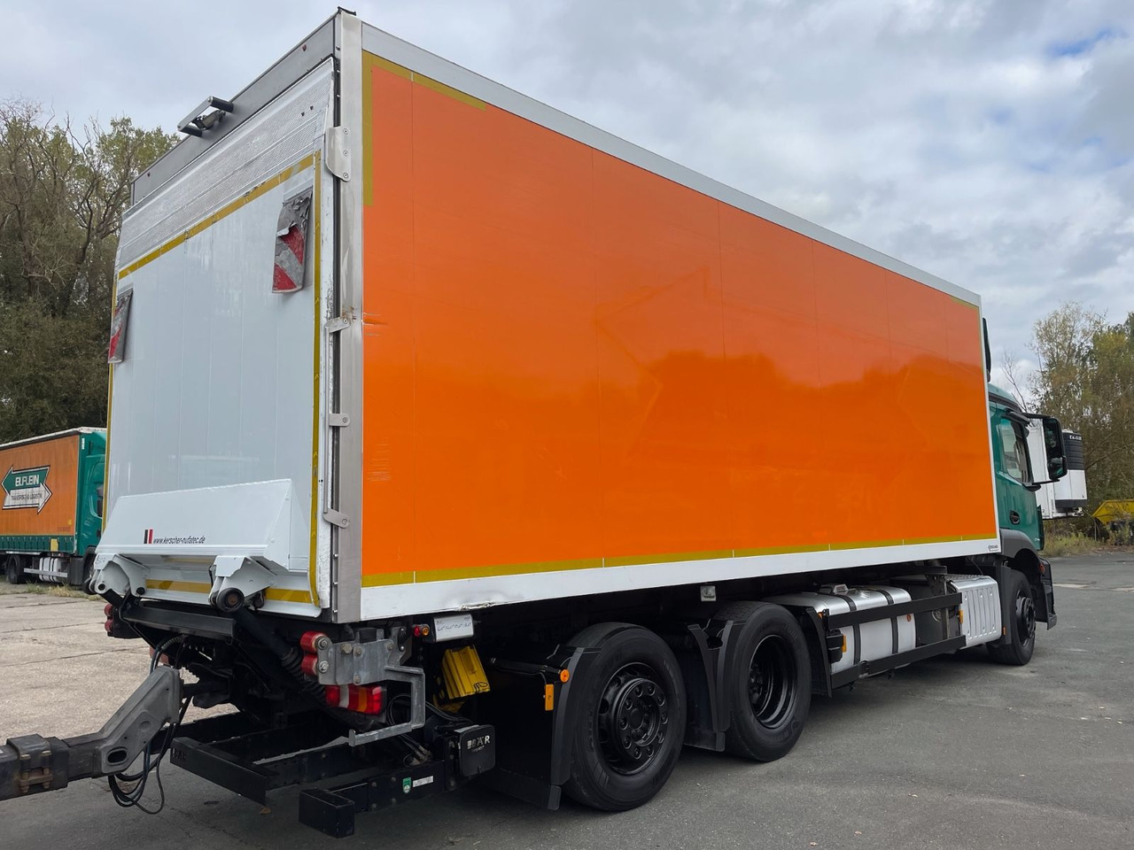 Mercedes-Benz Antos 2543 6x2 Kühlkoffer/CARRIER/NLA/LBW/AC/EU6 - Рефрижератор камион: снимка 5 Mercedes-Benz Antos 2543 6x2 Kühlkoffer/CARRIER/NLA/LBW/AC/EU6 - Рефрижератор камион: снимка 5