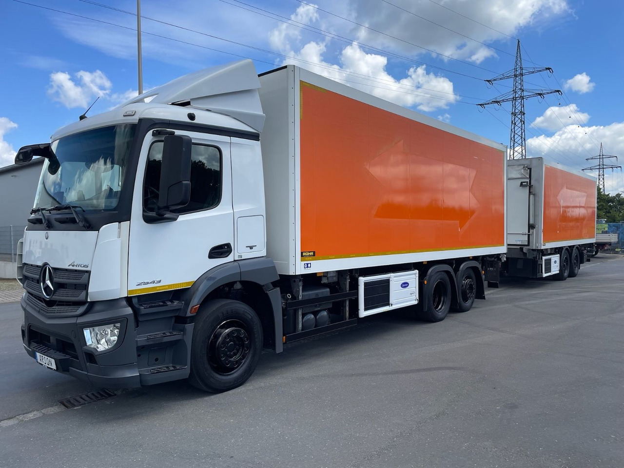 Mercedes-Benz Antos 2543 6x2 Kühlkoffer/CARRIER/ROHR/NLA/LBW - Рефрижератор камион: снимка 3 Mercedes-Benz Antos 2543 6x2 Kühlkoffer/CARRIER/ROHR/NLA/LBW - Рефрижератор камион: снимка 3