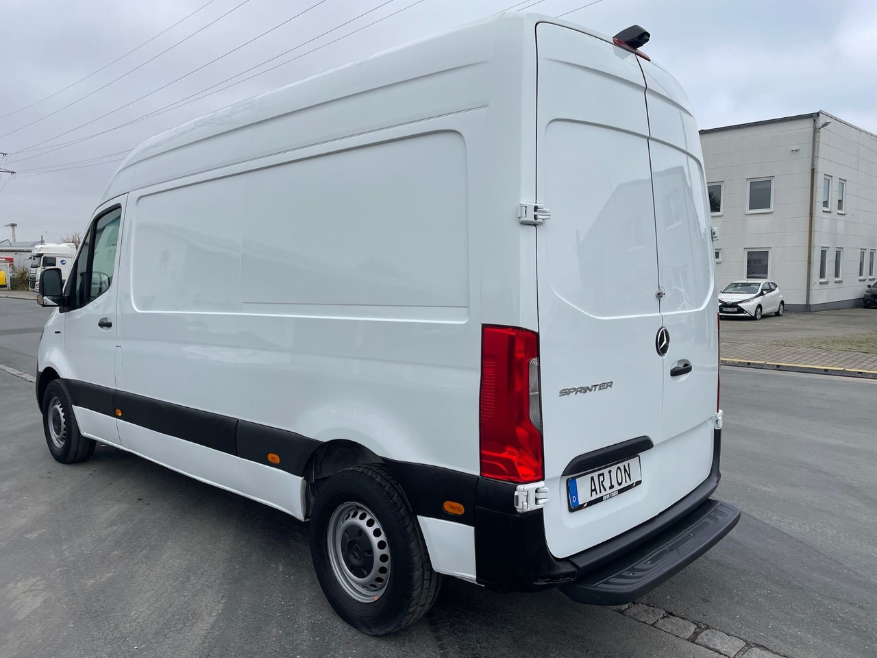 Mercedes-Benz eSprinter L2H2 Kastenwagen/47KW/AC/Kamera - Товарен бус, Електрически бус: снимка 5 Mercedes-Benz eSprinter L2H2 Kastenwagen/47KW/AC/Kamera - Товарен бус, Електрически бус: снимка 5