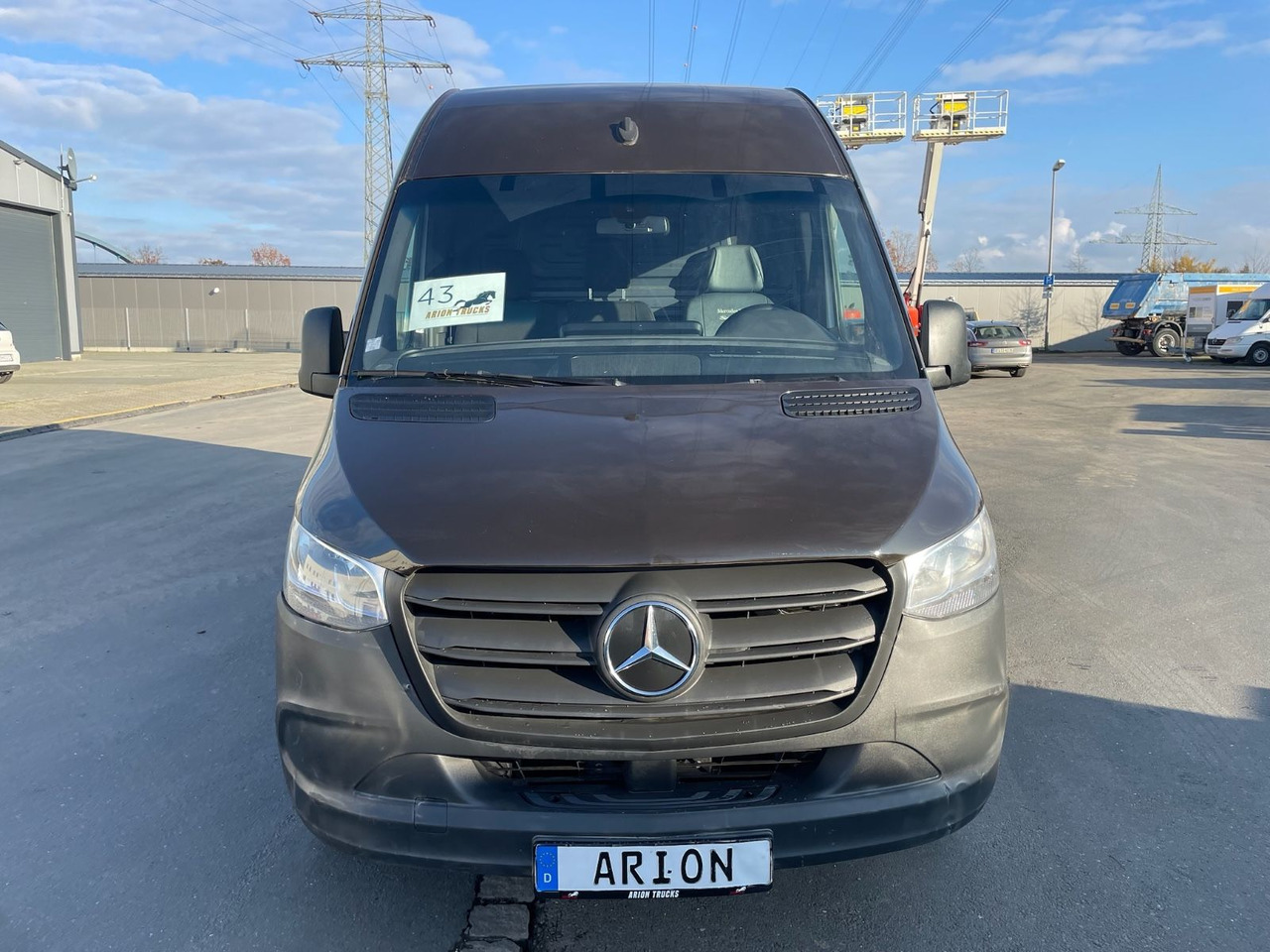 Mercedes-Benz eSprinter L2H2 Kastenwagen/UPS/47KW/AC/Kamera - Товарен бус, Електрически бус: снимка 2 Mercedes-Benz eSprinter L2H2 Kastenwagen/UPS/47KW/AC/Kamera - Товарен бус, Електрически бус: снимка 2