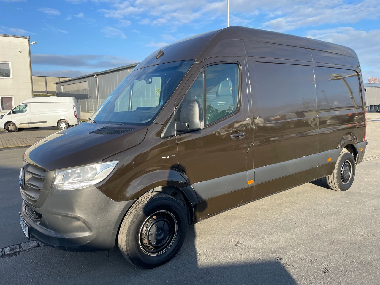 Mercedes-Benz eSprinter L2H2 Kastenwagen/UPS/47KW/AC/Kamera - Товарен бус, Електрически бус: снимка 3 Mercedes-Benz eSprinter L2H2 Kastenwagen/UPS/47KW/AC/Kamera - Товарен бус, Електрически бус: снимка 3