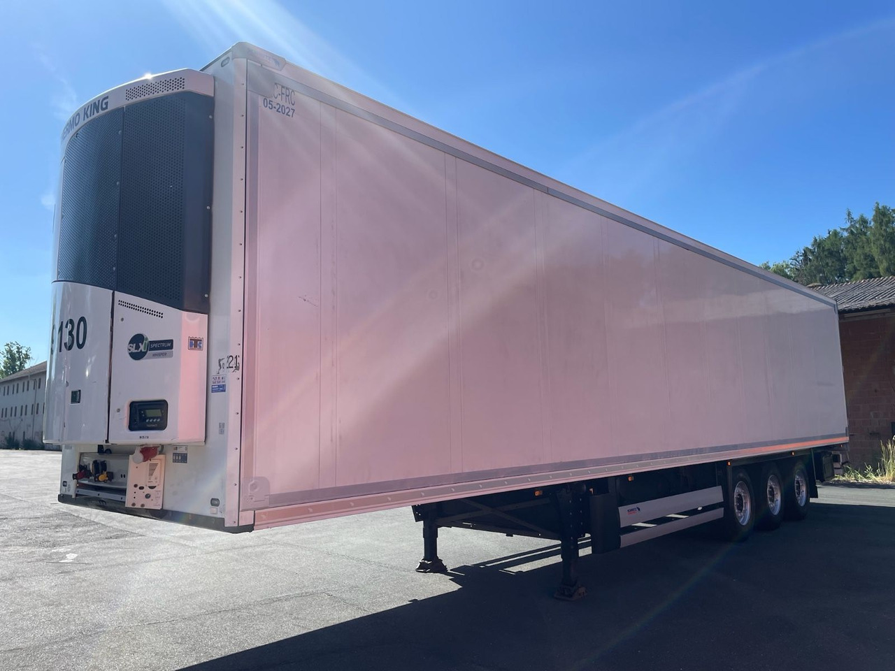 Schmitz Cargobull SCB*S3B /TÜV04-26/LikeNew/2195h/Multi-Temp/13,4m - Рефрижератор полуремарке: снимка 3 Schmitz Cargobull SCB*S3B /TÜV04-26/LikeNew/2195h/Multi-Temp/13,4m - Рефрижератор полуремарке: снимка 3