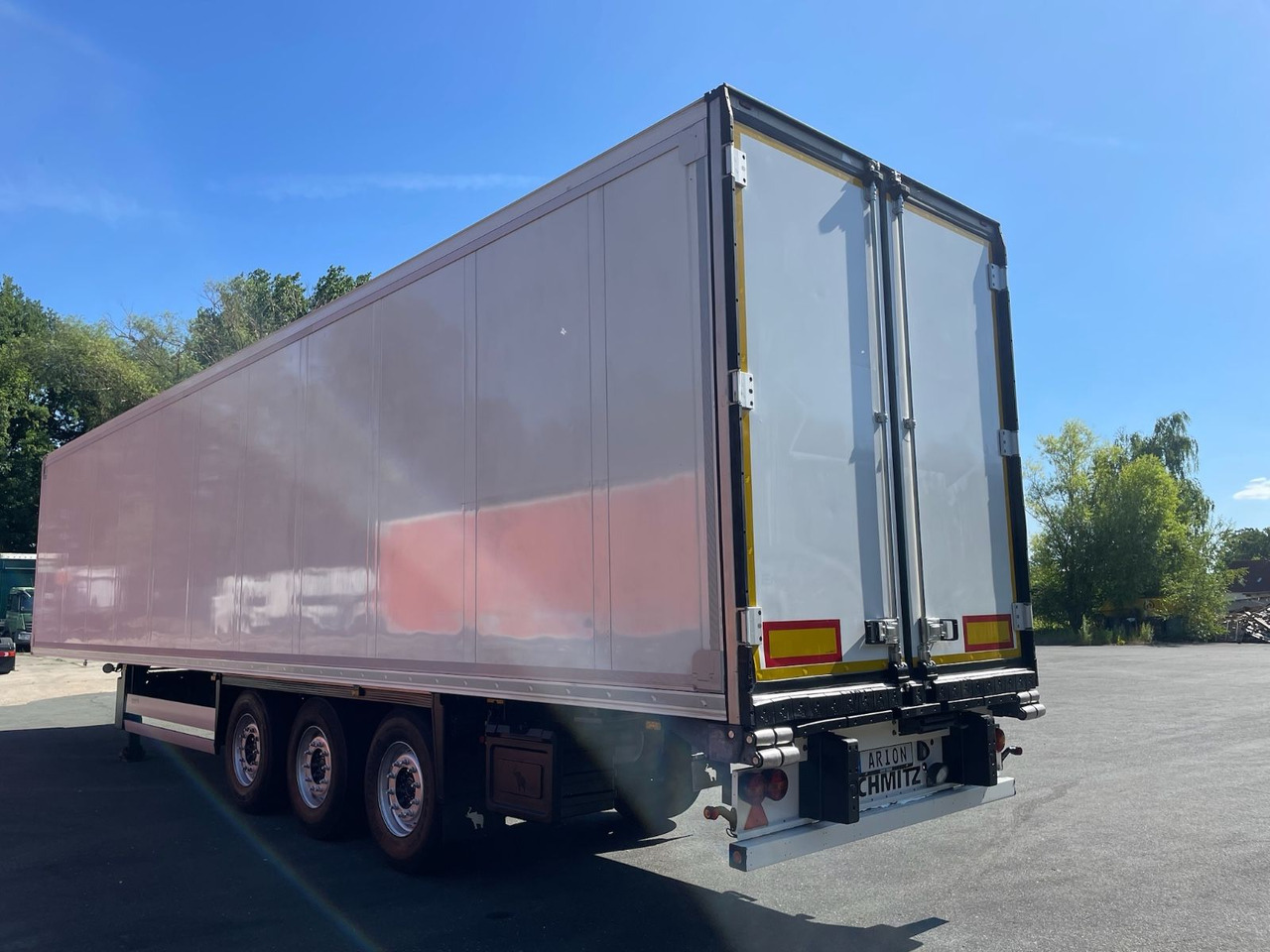 Schmitz Cargobull SCB*S3B /TÜV04-26/LikeNew/2195h/Multi-Temp/13,4m - Рефрижератор полуремарке: снимка 5 Schmitz Cargobull SCB*S3B /TÜV04-26/LikeNew/2195h/Multi-Temp/13,4m - Рефрижератор полуремарке: снимка 5