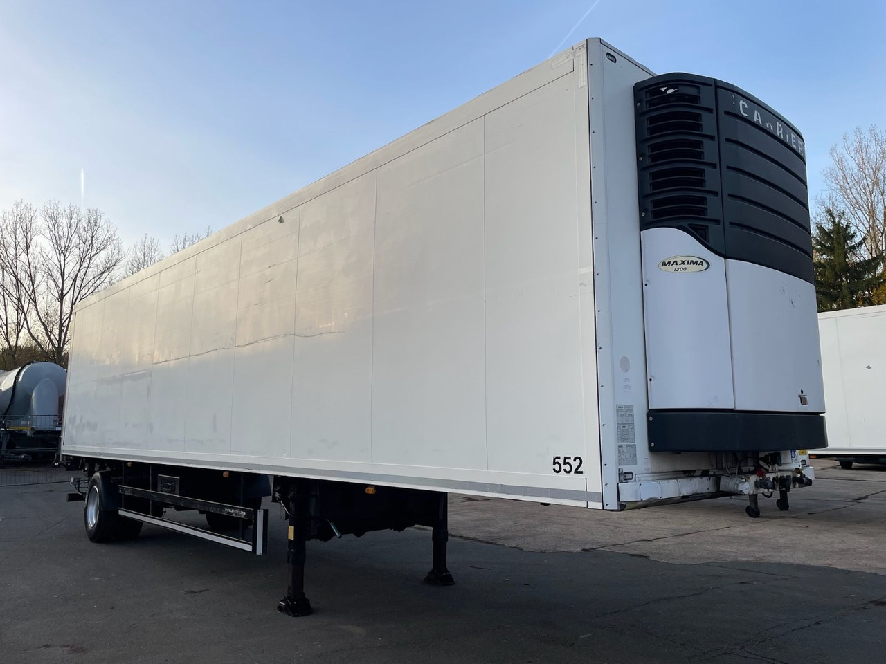 Schmitz Cargobull SKO10/CARRIER/MAXIMA1300/3398h/LBW/BÄR/Lenkachse - Рефрижератор полуремарке: снимка 1 Schmitz Cargobull SKO10/CARRIER/MAXIMA1300/3398h/LBW/BÄR/Lenkachse - Рефрижератор полуремарке: снимка 1