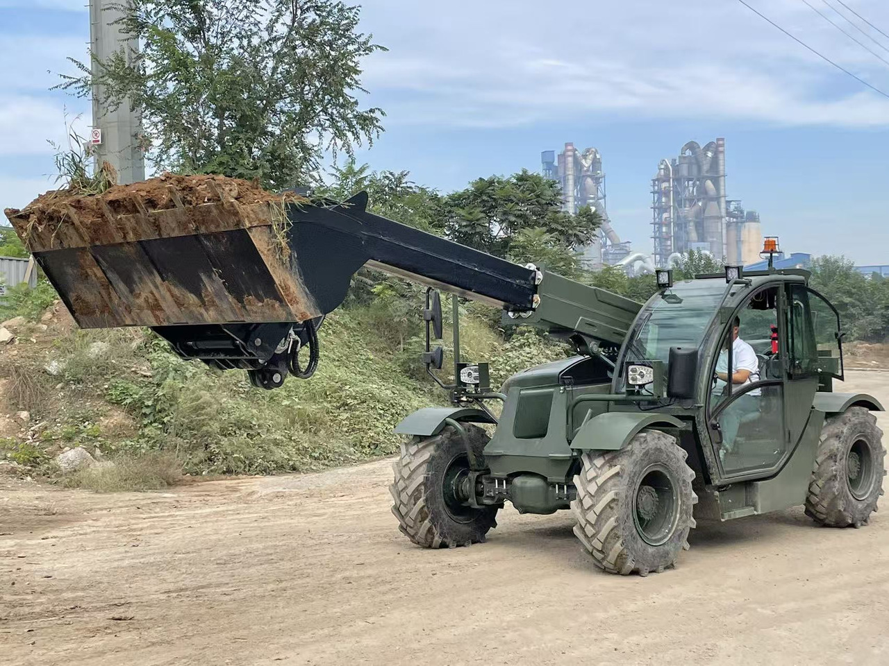 JIELI JL7030 I am looking for a distributor:) - Телескопичен товарач: снимка 1 JIELI JL7030 I am looking for a distributor:) - Телескопичен товарач: снимка 1