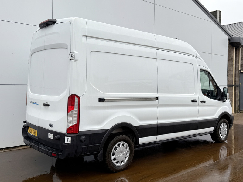 Ford E-Transit 390 184PK 390 Elektrisch 75kWh 334km WLTP BEV Snelladen L2H2 Climate Control Carplay Camera Stoelverwarming Parkeersensoren voor achter Laadkabel - Товарен бус, Електрически бус: снимка 3 Ford E-Transit 390 184PK 390 Elektrisch 75kWh 334km WLTP BEV Snelladen L2H2 Climate Control Carplay Camera Stoelverwarming Parkeersensoren voor achter Laadkabel - Товарен бус, Електрически бус: снимка 3