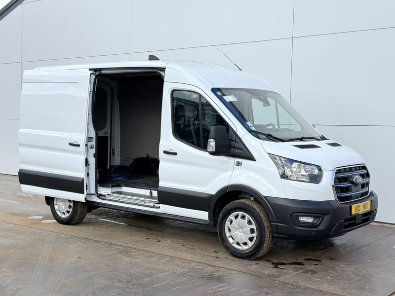 Ford E-Transit 75kWh 184PK 390 Elektrisch 75kWh 334km WLTP BEV Snelladen L2H2 Climate Control Tacho Carplay Camera Stoelverwarming Parkeersensoren voor achter - Товарен бус, Електрически бус: снимка 5 Ford E-Transit 75kWh 184PK 390 Elektrisch 75kWh 334km WLTP BEV Snelladen L2H2 Climate Control Tacho Carplay Camera Stoelverwarming Parkeersensoren voor achter - Товарен бус, Електрически бус: снимка 5