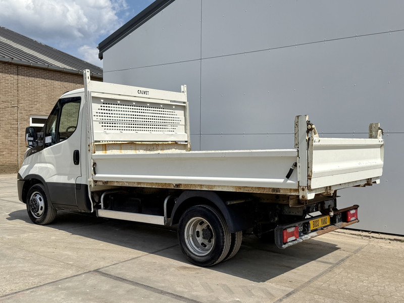 Iveco Daily 35C12 2.3 Kipper Dubbellucht Trekhaak Airco Cruise Control Lucht Geveerde Stoel - Бус самосвал: снимка 3 Iveco Daily 35C12 2.3 Kipper Dubbellucht Trekhaak Airco Cruise Control Lucht Geveerde Stoel - Бус самосвал: снимка 3