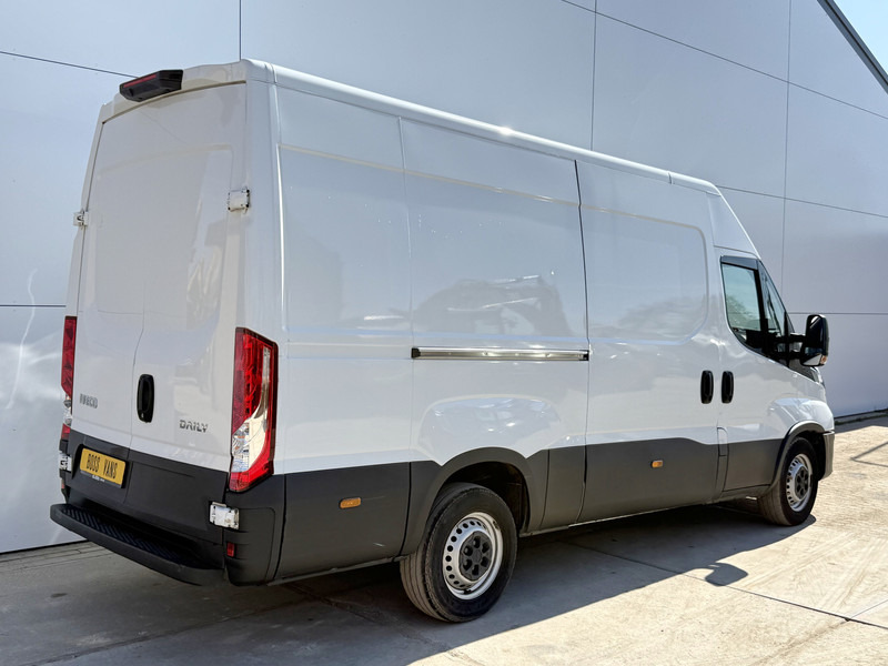 Iveco Daily 35S14 L2H2 Airco Cruise Control 3.5t Trekgewicht Euro 6 - Товарен бус: снимка 3 Iveco Daily 35S14 L2H2 Airco Cruise Control 3.5t Trekgewicht Euro 6 - Товарен бус: снимка 3
