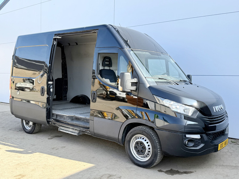 Товарен бус Iveco Daily 35S16 L2H2 Airco Cruise Control Camera 3.5t Trekhaak: снимка 6