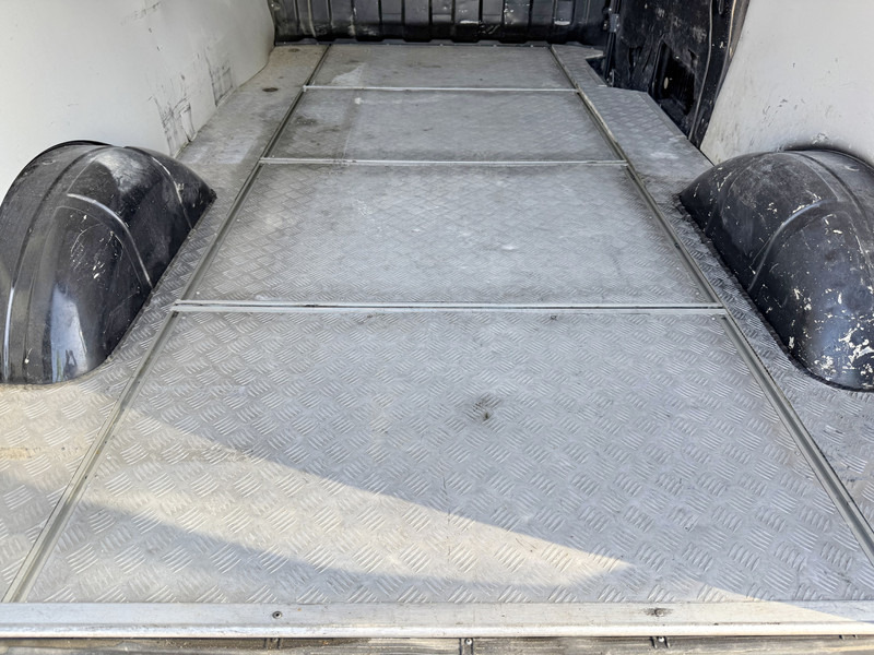Товарен бус Iveco Daily 35S16 L2H2 Airco Cruise Control Camera 3.5t Trekhaak: снимка 13