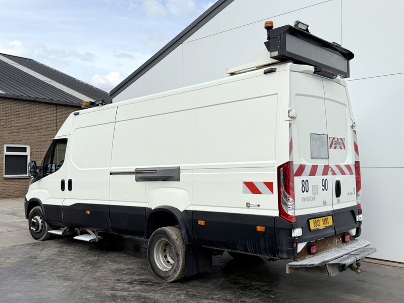 Iveco Daily 70C17 3.0 **Engine Broken** 3.0L L4H2 Dubbellucht Airco Cruise Control Dubbele Schuifdeuren Trekhaak 3.5t Tachograaf - Товарен бус: снимка 3 Iveco Daily 70C17 3.0 **Engine Broken** 3.0L L4H2 Dubbellucht Airco Cruise Control Dubbele Schuifdeuren Trekhaak 3.5t Tachograaf - Товарен бус: снимка 3