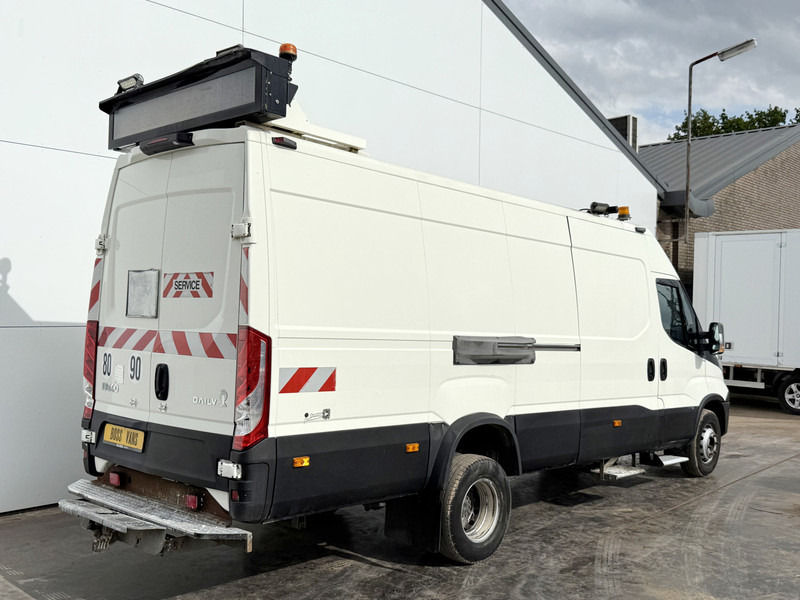 Iveco Daily 70C17 3.0 **Engine Broken** 3.0L L4H2 Dubbellucht Airco Cruise Control Dubbele Schuifdeuren Trekhaak 3.5t Tachograaf - Товарен бус: снимка 4 Iveco Daily 70C17 3.0 **Engine Broken** 3.0L L4H2 Dubbellucht Airco Cruise Control Dubbele Schuifdeuren Trekhaak 3.5t Tachograaf - Товарен бус: снимка 4