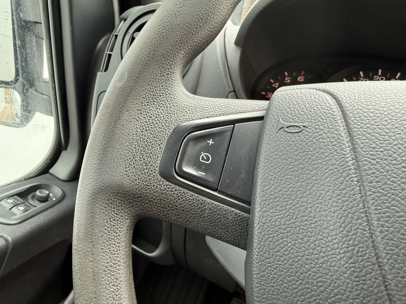 Лекотоварен автомобил Renault Master T35 2.3 DCi Hoogwerker Hubarbeitsbühne 12,5 Meter Versalift Airco Cruise Control: снимка 20