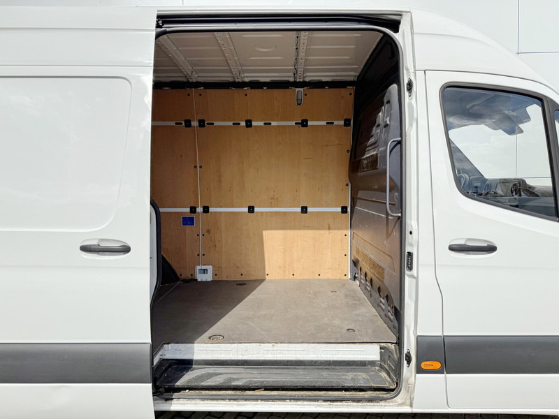 Товарен бус Mercedes-Benz Sprinter 315 1.9 CDI L2H2 Climate Control Cruise Control Carplay Camera Parkeersensoren voor achter: снимка 10