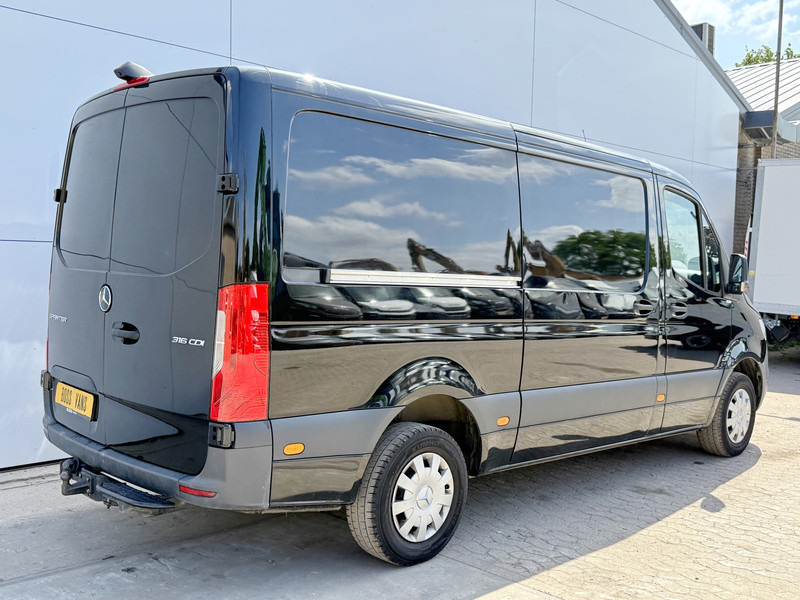Mercedes-Benz Sprinter 316 2.2 CDI Automaat L2H2 Climate Control Cruise Control Camera Trekhaak 3.5 Ton Trekgewicht - Товарен бус: снимка 3 Mercedes-Benz Sprinter 316 2.2 CDI Automaat L2H2 Climate Control Cruise Control Camera Trekhaak 3.5 Ton Trekgewicht - Товарен бус: снимка 3