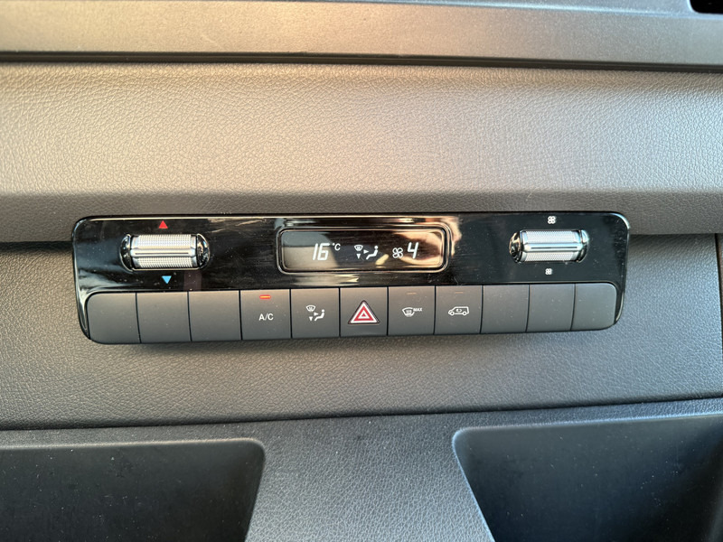 Товарен бус Mercedes-Benz Sprinter 316 CDI Automaat L2H1 Climate Control Cruise Control Camera Trekhaak 3.5 Ton Trekgewicht: снимка 16