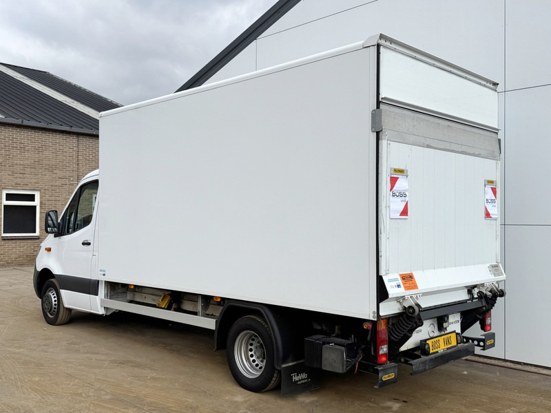 Mercedes-Benz Sprinter 514 2.2 CDI Automaat Laadklep Climate Control Camera Carplay Bakwagen Meubelbak - Лекотоварен автомобил фургон: снимка 2 Mercedes-Benz Sprinter 514 2.2 CDI Automaat Laadklep Climate Control Camera Carplay Bakwagen Meubelbak - Лекотоварен автомобил фургон: снимка 2