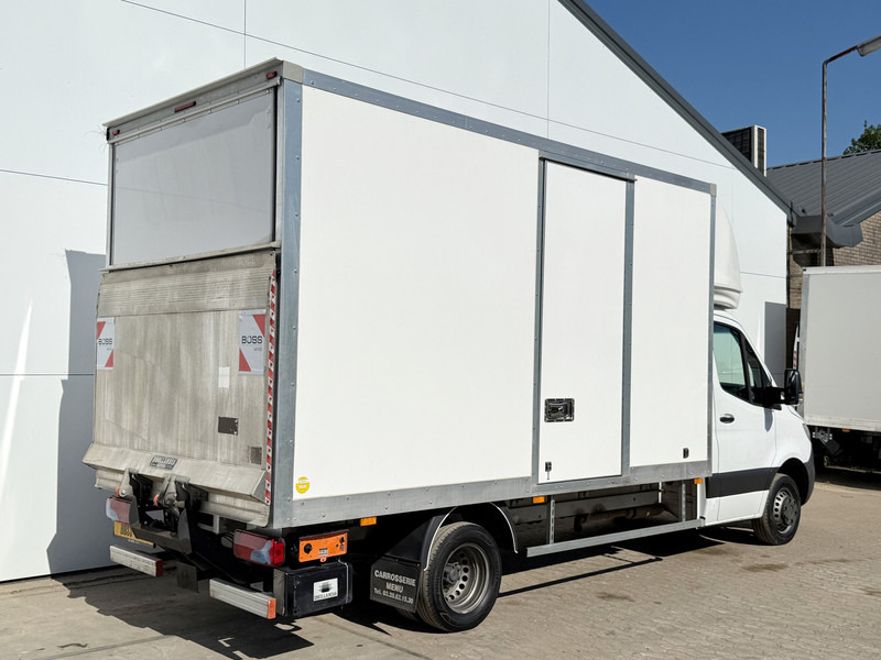 Mercedes-Benz Sprinter 514 2.2 CDI Dubbellucht Laadklep Airco Cruise Control Bakwagen Meubelbak Koffer - Лекотоварен автомобил фургон: снимка 3 Mercedes-Benz Sprinter 514 2.2 CDI Dubbellucht Laadklep Airco Cruise Control Bakwagen Meubelbak Koffer - Лекотоварен автомобил фургон: снимка 3