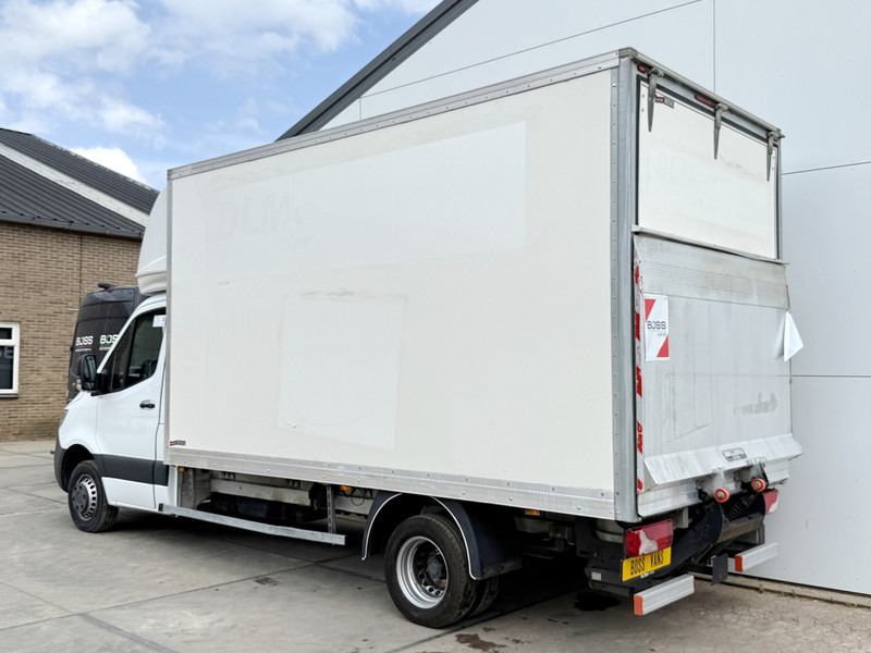 Mercedes-Benz Sprinter 514 2.2 CDI Dubbellucht Laadklep Airco Cruise Control Bakwagen Meubelbak Koffer - Лекотоварен автомобил фургон: снимка 2 Mercedes-Benz Sprinter 514 2.2 CDI Dubbellucht Laadklep Airco Cruise Control Bakwagen Meubelbak Koffer - Лекотоварен автомобил фургон: снимка 2