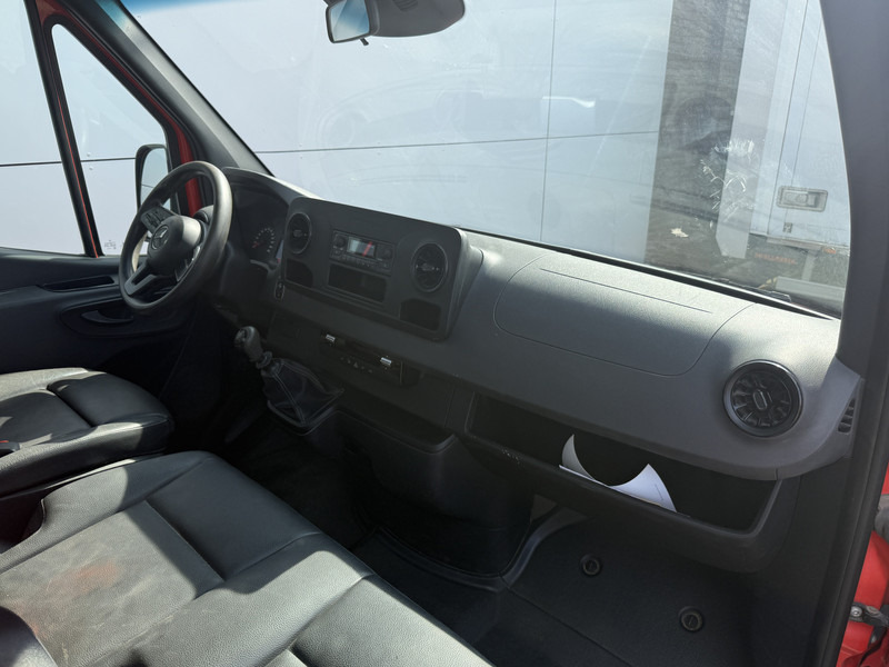 Лизинг на Mercedes-Benz Sprinter 514 2.2 CDI Kipper Dubbellucht 3.5t Trekhaak Climate Control Cruise Control Benne Tipper Mercedes-Benz Sprinter 514 2.2 CDI Kipper Dubbellucht 3.5t Trekhaak Climate Control Cruise Control Benne Tipper: снимка 10