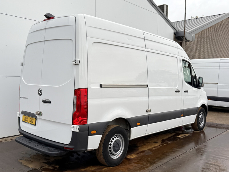Mercedes-Benz eSprinter 112 L2H2 100% Elektrisch 55kWh 168km WLTP 80kw Snelladen Climate Control Camera Stoelverwarming - Товарен бус, Електрически бус: снимка 3 Mercedes-Benz eSprinter 112 L2H2 100% Elektrisch 55kWh 168km WLTP 80kw Snelladen Climate Control Camera Stoelverwarming - Товарен бус, Електрически бус: снимка 3