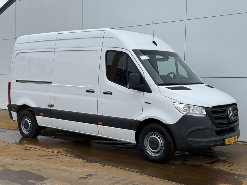 Mercedes-Benz eSprinter 312 55kWh ALL-IN PRIJS L2H2 55kWh 168km WLTP 80kw Snelladen Climate Control Camera Stoelverwarming - Товарен бус, Електрически бус: снимка 4 Mercedes-Benz eSprinter 312 55kWh ALL-IN PRIJS L2H2 55kWh 168km WLTP 80kw Snelladen Climate Control Camera Stoelverwarming - Товарен бус, Електрически бус: снимка 4