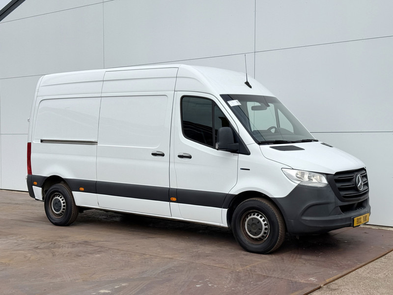 Mercedes-Benz eSprinter 312 - Binnenkort verwacht! L2H2 100% Elektrisch 55kWh 168km WLTP 80kw Snelladen Climate Control Camera Stoelverwarming - Товарен бус, Електрически бус: снимка 4 Mercedes-Benz eSprinter 312 - Binnenkort verwacht! L2H2 100% Elektrisch 55kWh 168km WLTP 80kw Snelladen Climate Control Camera Stoelverwarming - Товарен бус, Електрически бус: снимка 4