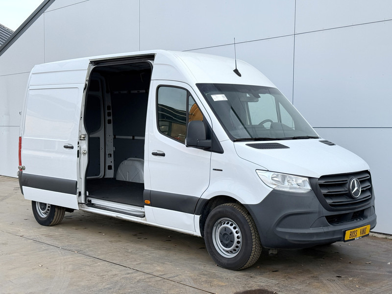 Mercedes-Benz eSprinter 312 L2H2 100% Elektrisch 55kWh 168km WLTP 80kw Snelladen Climate Control Camera Stoelverwarming - Товарен бус, Електрически бус: снимка 5 Mercedes-Benz eSprinter 312 L2H2 100% Elektrisch 55kWh 168km WLTP 80kw Snelladen Climate Control Camera Stoelverwarming - Товарен бус, Електрически бус: снимка 5